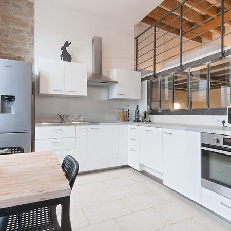 Guestready - Bright And Cosy Loft Near Part Dieu Metro Lyon Exterior foto